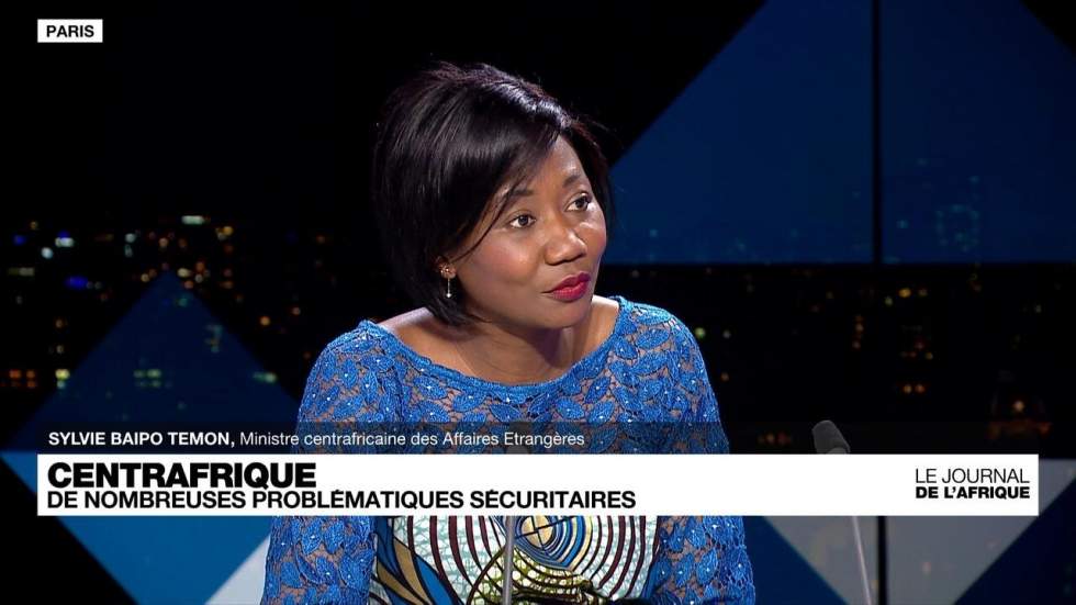 Sylvie Baïpo-Temon, ministre centrafricaine : "La population a trop été martyrisée" Sylvie Baïpo-Temon, ministre centrafricaine : "La population a trop été martyrisée"