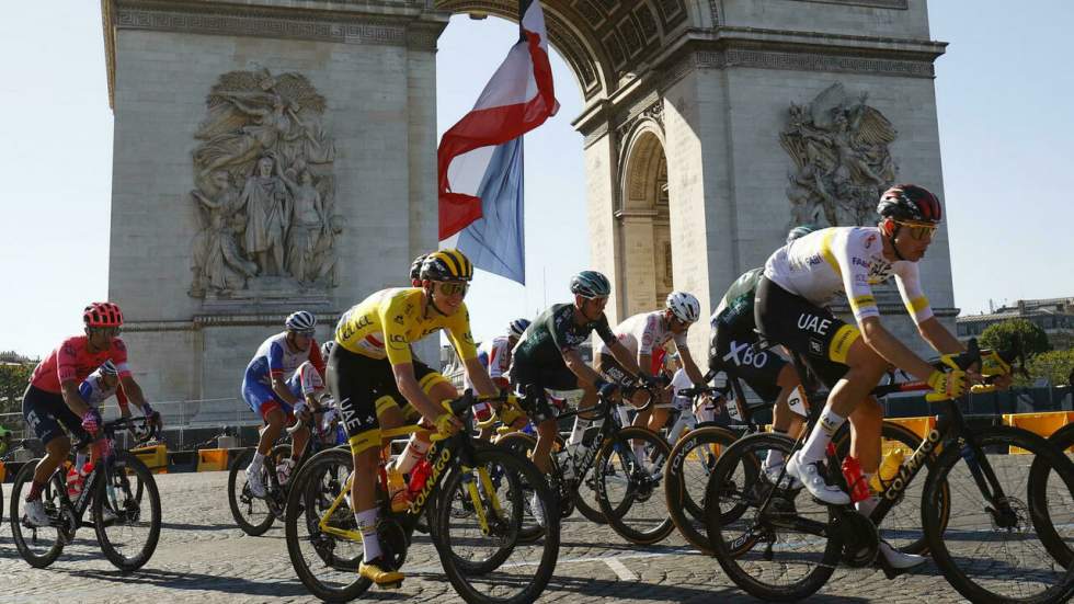 Tour de France : deuxième sacre pour Tadej Pogacar, Wout Van Aert s'adjuge le sprint à Paris Tour de France : deuxième sacre pour Tadej Pogacar, Wout Van Aert s'adjuge le sprint à Paris