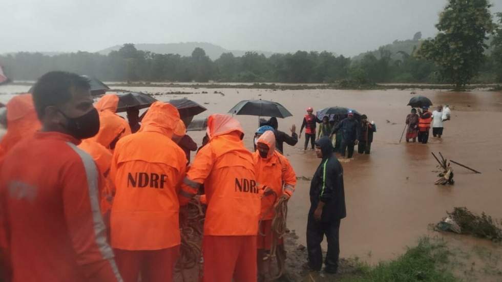 En Inde, des inondations et glissements de terrain meurtriers