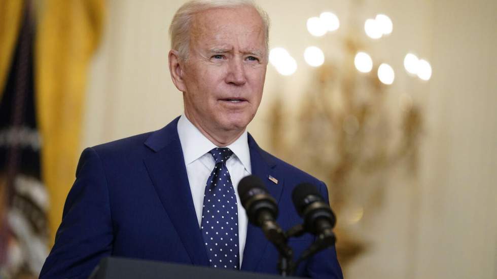 Joe Biden "défend fermement" la décision du retrait américain d'Afghanistan