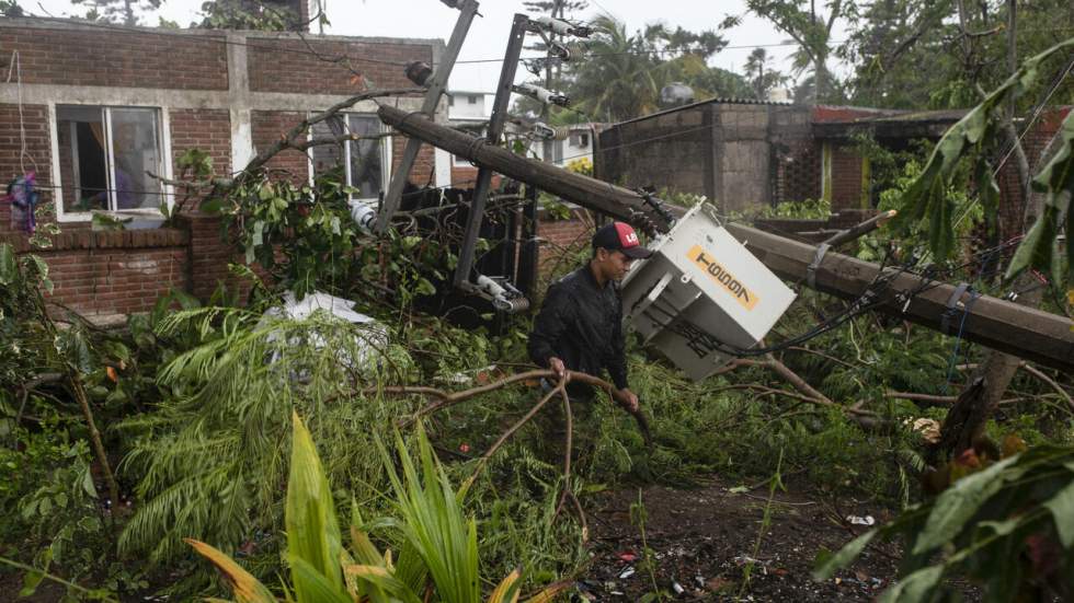 L'ouragan Grace rétrogradé en tempête tropicale après avoir touché terre au Mexique