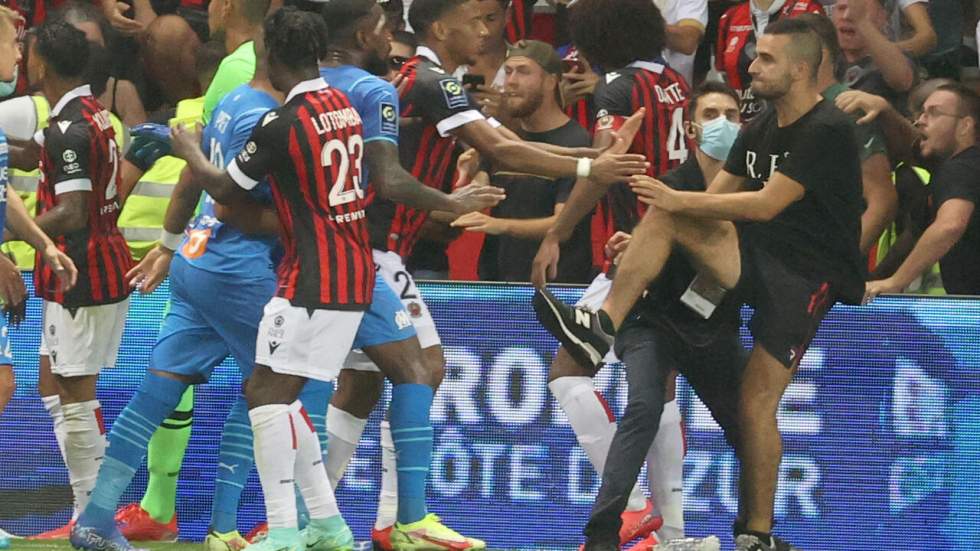 Ligue 1: le match Nice-Marseille arrêté après de violents incidents
