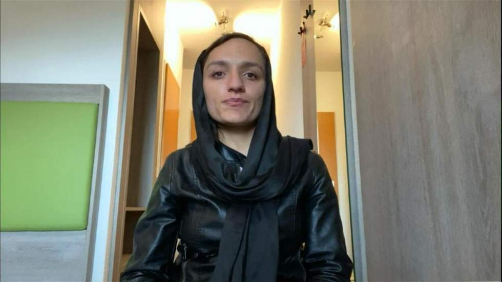 Zarifa Ghafari, ex-maire en Afghanistan : "Mettons la pression pour inciter les Taliban à négocier" Zarifa Ghafari, ex-maire en Afghanistan : "Mettons la pression pour inciter les Taliban à négocier"