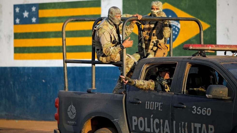 Au Brésil, la police militaire entre devoir de réserve et soutien inconditionnel à Jair Bolsonaro Au Brésil, la police militaire entre devoir de réserve et soutien inconditionnel à Jair Bolsonaro