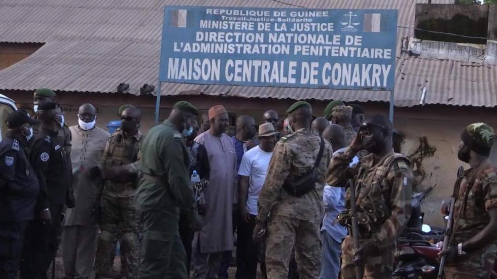 Coup d'État en Guinée : premières libérations de détenus du régime déchu Coup d'État en Guinée : premières libérations de détenus du régime déchu