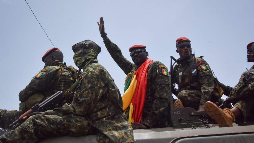 La Cédéao suspend la Guinée et acte l'envoi d'une mission