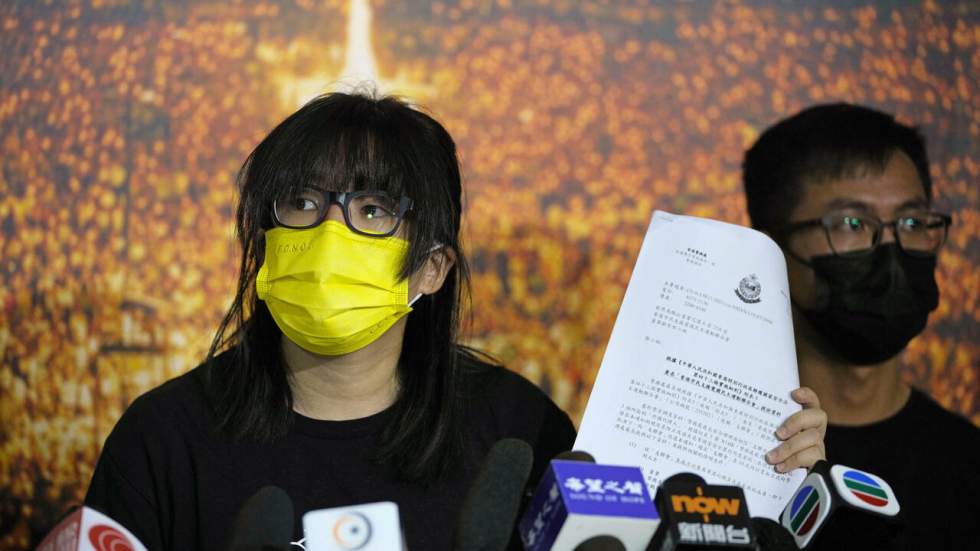 Hong Kong : la police arrête des organisateurs de la veillée pour Tiananmen Hong Kong : la police arrête des organisateurs de la veillée pour Tiananmen
