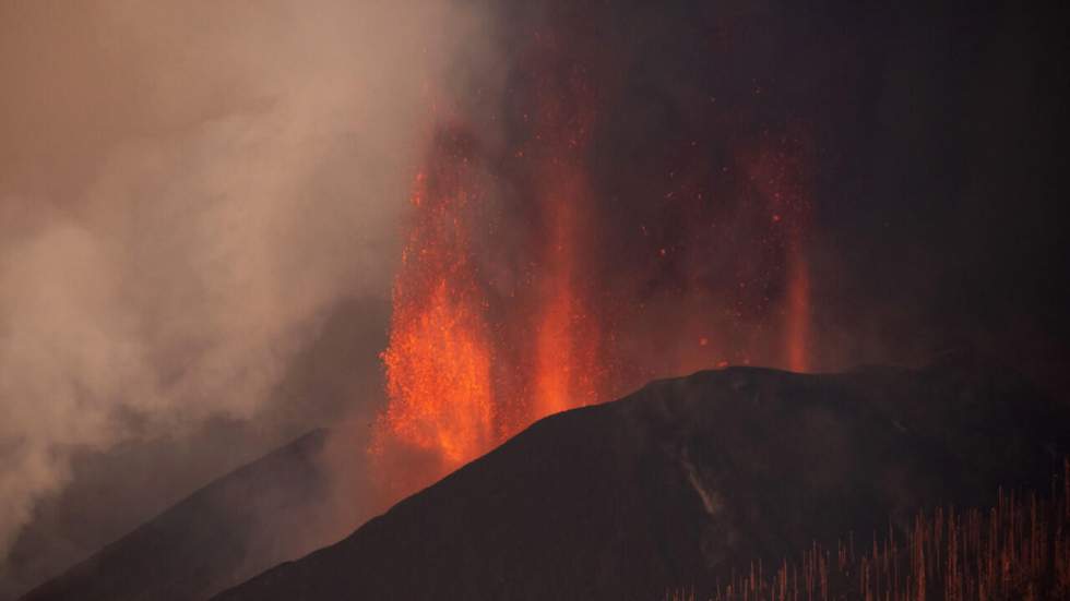 Aux Canaries, une éruption volcanique majeure qui reste sous contrôle