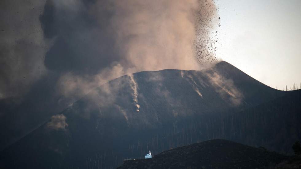 Aux Canaries, une éruption volcanique majeure qui reste sous contrôle