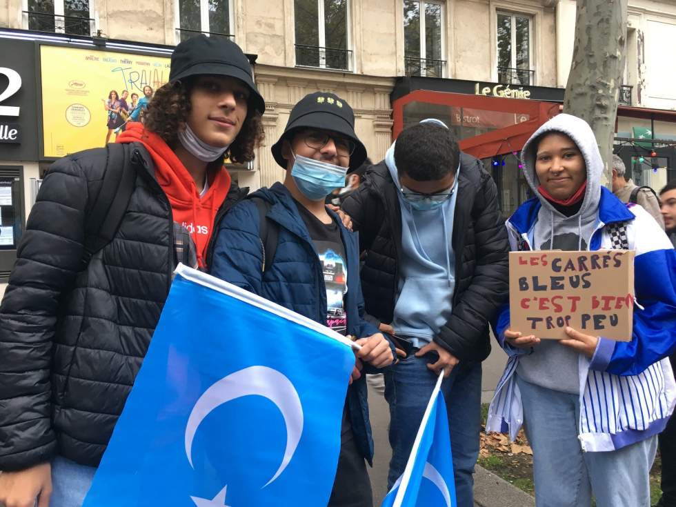 Soutien aux Ouïghours à Paris : "Ici, je peux dénoncer ce que la Chine a fait à ma famille”