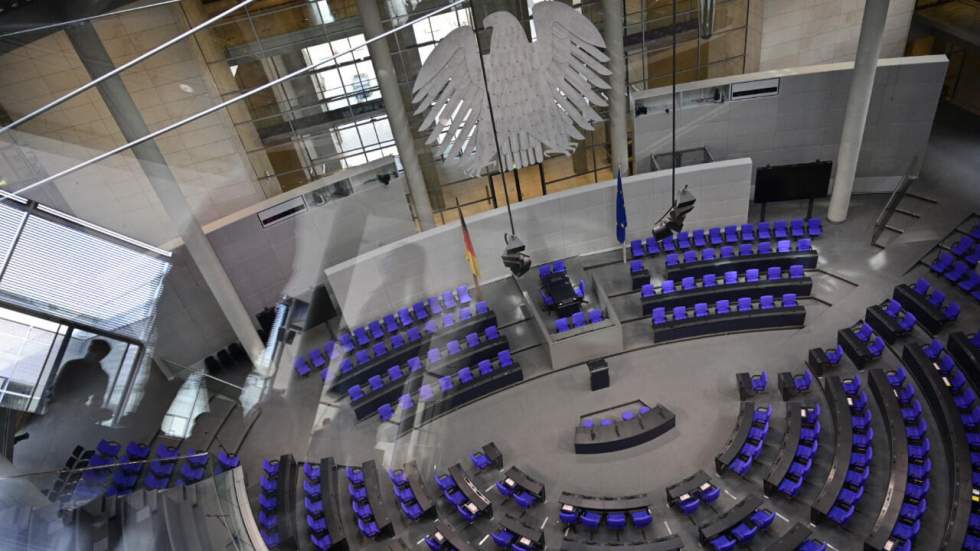 En Allemagne, les députés font leur rentrée dans un Bundestag plus jeune et divers