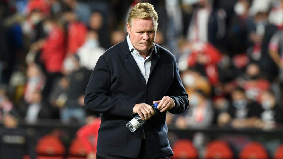 Football : le FC Barcelone limoge son entraîneur Ronald Koeman