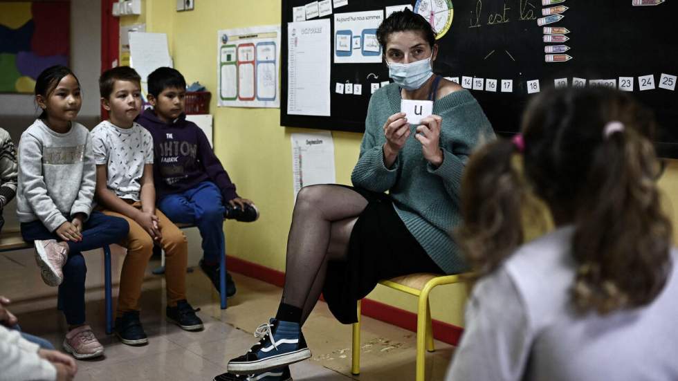 Covid-19 : le masque de retour dans les écoles primaires de 39 départements à partir de lundi