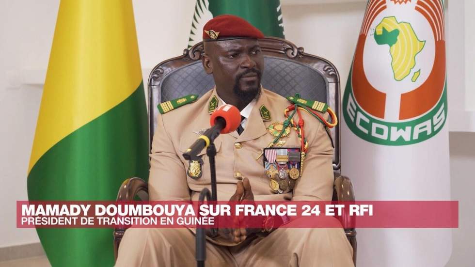 Mamady Doumbouya, président de transition : "Nous voulons rendre le pouvoir aux Guinéens" Mamady Doumbouya, président de transition : "Nous voulons rendre le pouvoir aux Guinéens"
