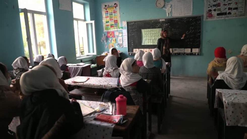 Afghanistan : les étudiantes de Kaboul mises au ban de l'école