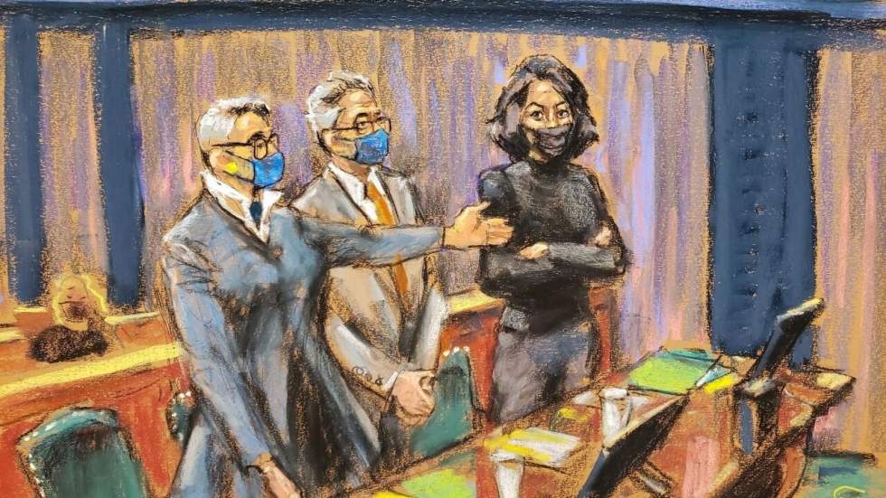 Coup d'envoi du procès de Ghislaine Maxwell, la "rabatteuse" présumée de Jeffrey Epstein Coup d'envoi du procès de Ghislaine Maxwell, la "rabatteuse" présumée de Jeffrey Epstein