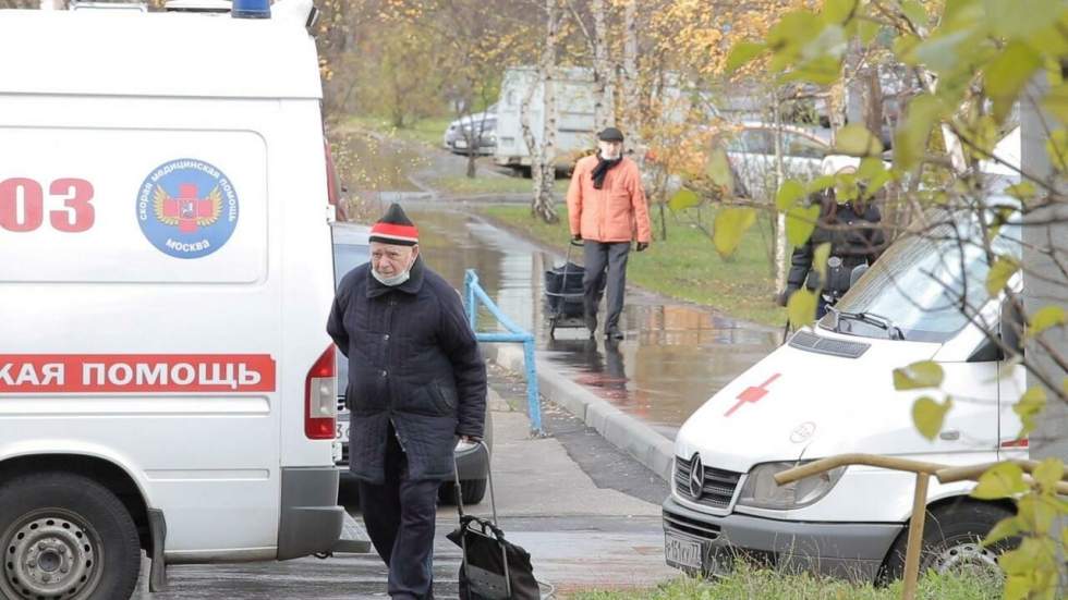 Covid-19 en Russie : une hécatombe sanitaire sur fond de défiance envers l'État