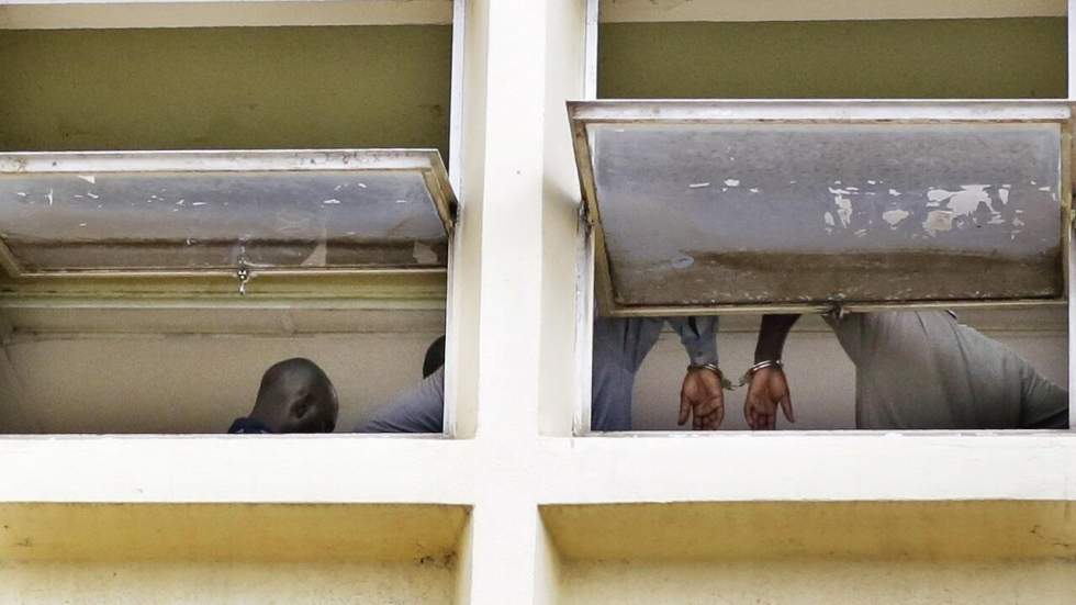 Burundi : plusieurs dizaines de morts dans l'incendie d'une prison surpeuplée de la capitale Burundi : plusieurs dizaines de morts dans l'incendie d'une prison surpeuplée de la capitale