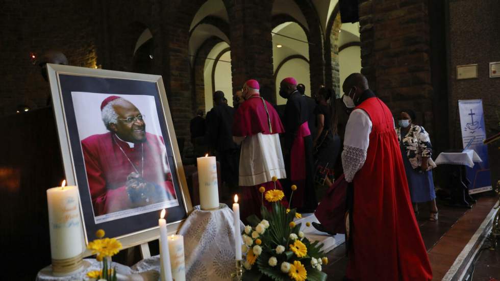 Les Sud-Africains se recueillent devant la dépouille de Mgr Desmond Tutu