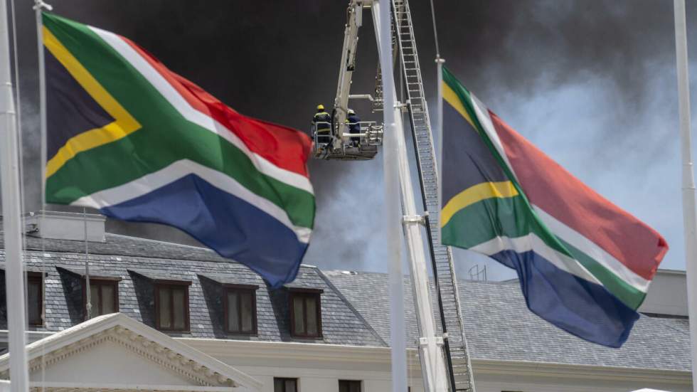 Afrique du Sud : l'Assemblée nationale détruite dans l'incendie au Parlement, un suspect arrêté