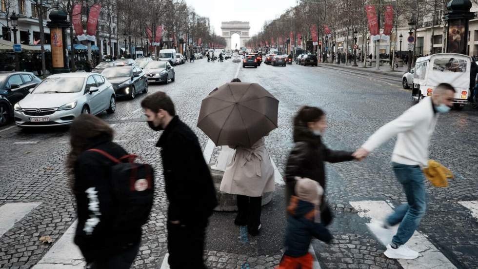 Covid-19 : la France réduit la période d'isolement pour les personnes vaccinées positives