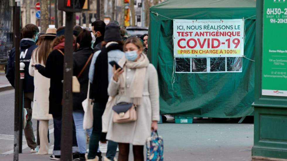 Covid-19 : plus de 365 000 nouveaux cas en France Covid-19 : plus de 365 000 nouveaux cas en France