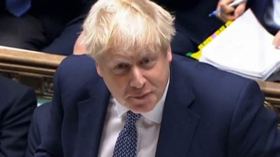 "Garden party" en plein confinement : Boris Johnson présente ses excuses