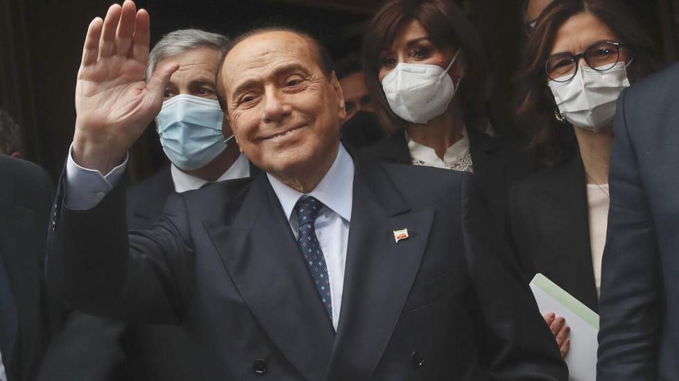 Silvio Berlusconi à la conquête de la présidence italienne, "une blague tragique"