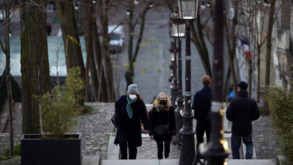 Covid-19 : le masque de nouveau obligatoire à Paris dans les lieux les plus fréquentés