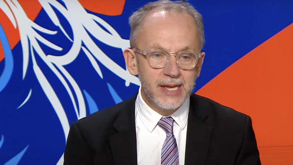 Royaume-Uni : "Malgré le Brexit, la présidentielle fascine toujours les Anglais"