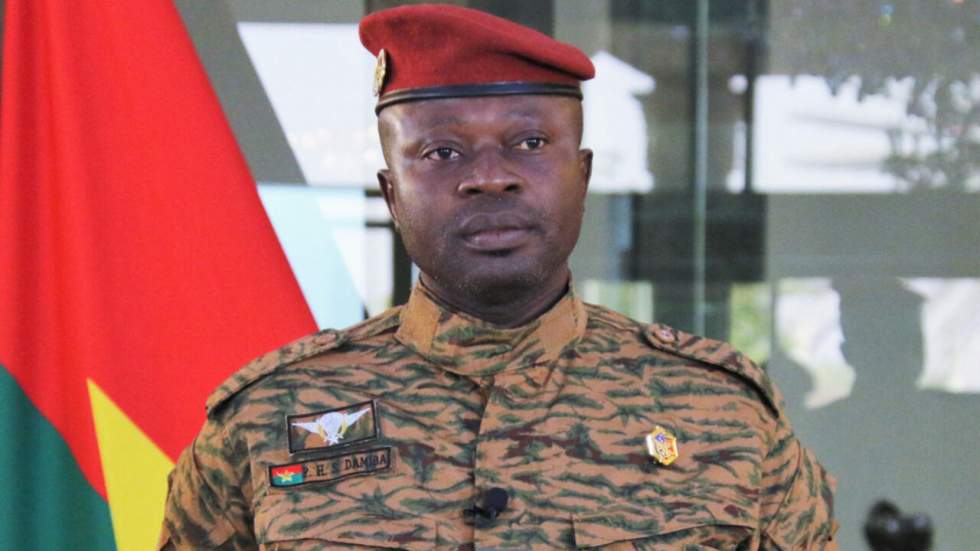 Burkina Faso : le lieutenant-colonel Damiba déclaré "président" par le Conseil constitutionnel