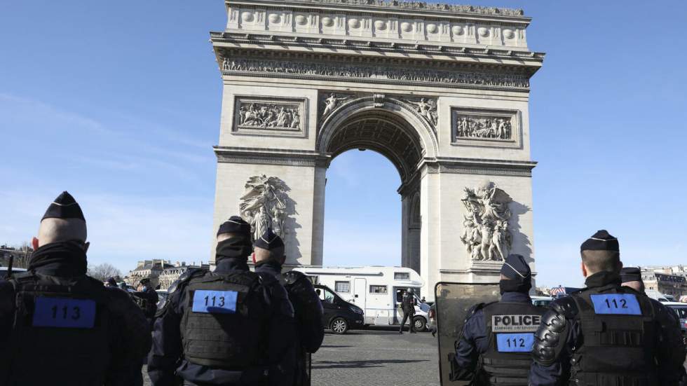 Un "Convoi de la liberté" se forme à Paris, des centaines de verbalisations