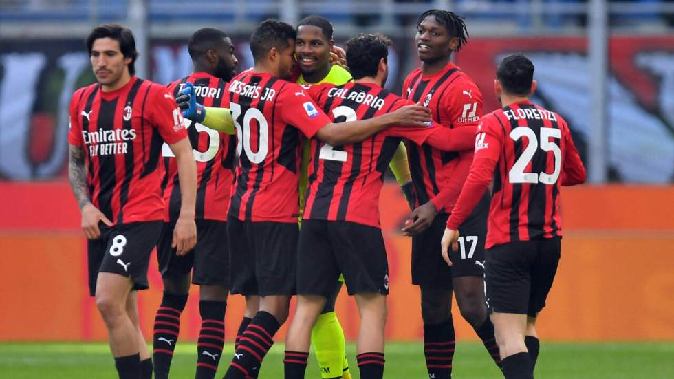 Foot européen : l'AC Milan prend la tête, le Bayern humilié par un promu Foot européen : l'AC Milan prend la tête, le Bayern humilié par un promu