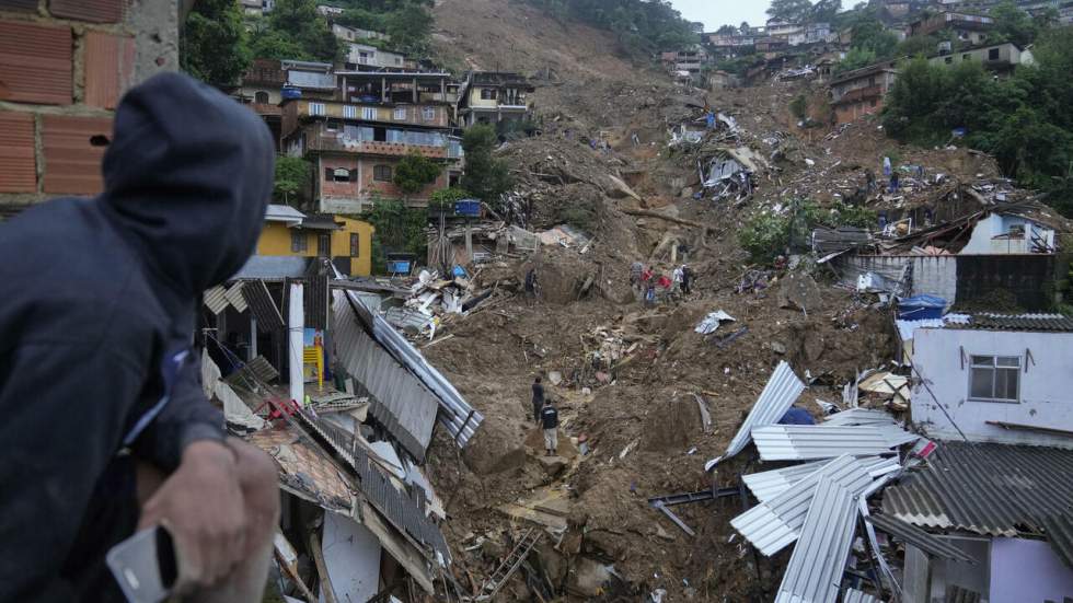 Brésil : pluies diluviennes meurtrières près de Rio de Janeiro Brésil : pluies diluviennes meurtrières près de Rio de Janeiro