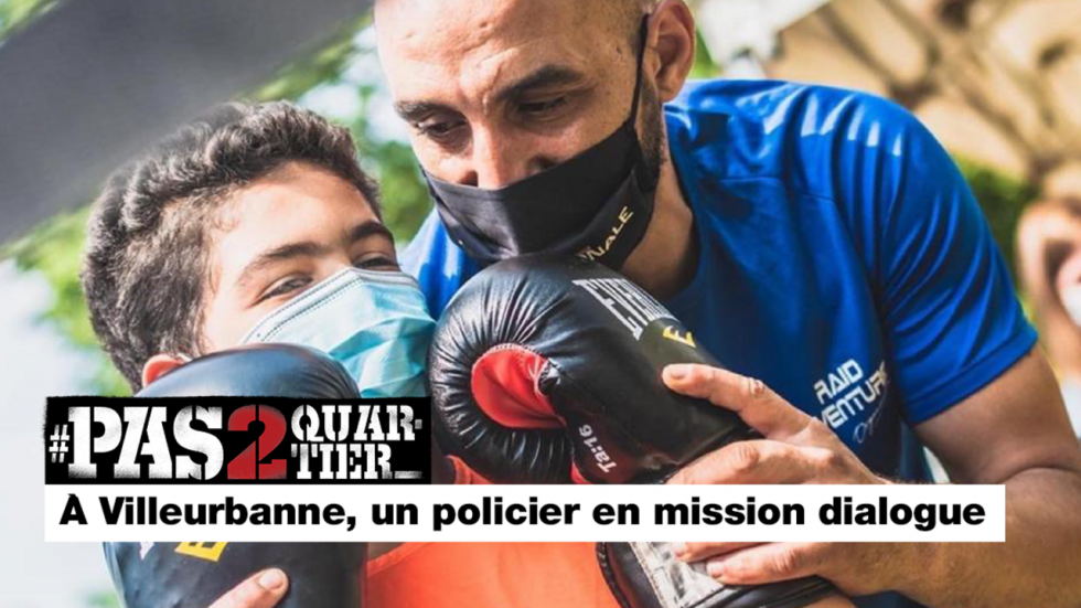 À Villeurbanne, un policier en mission dialogue