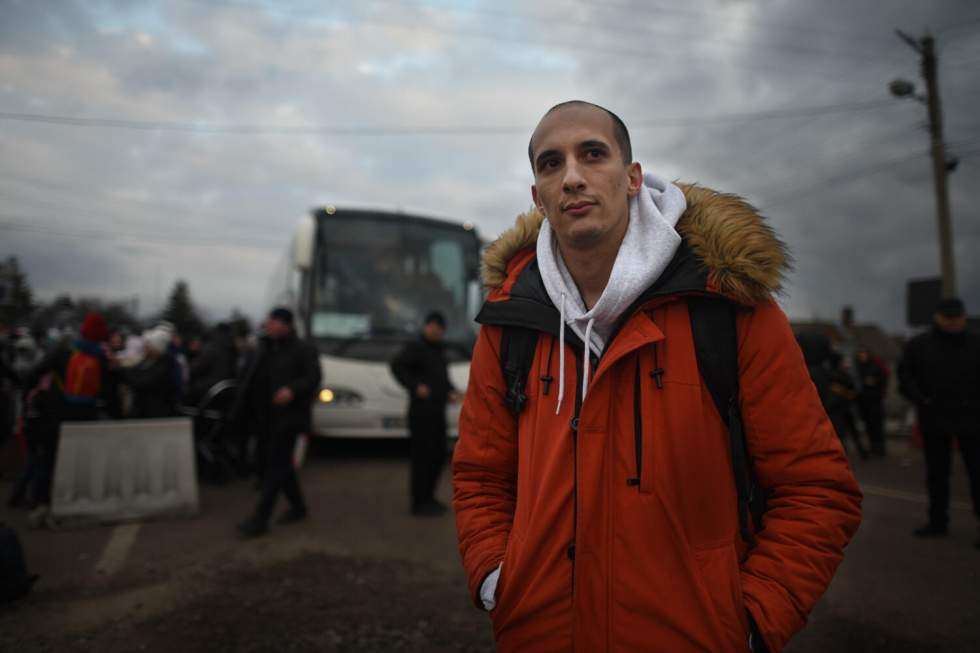 Guerre en Ukraine : une nuit aux côtés des civils sur la route de l'exode