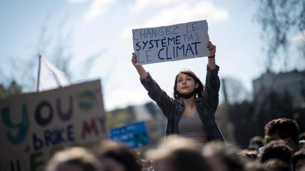 Le combat des ONG pour faire exister le climat dans la campagne présidentielle