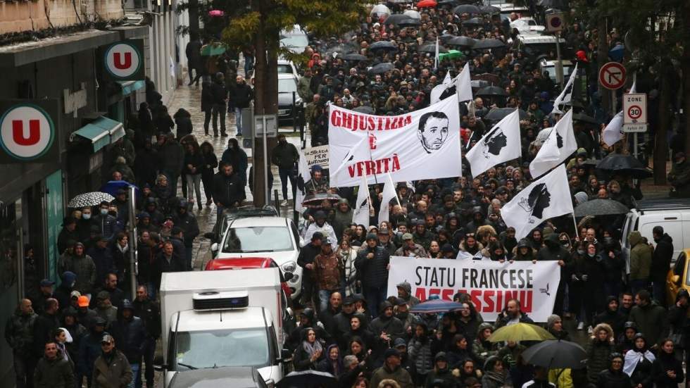 Corse : manifestation émaillée de violence à Bastia en soutien à Yvan Colonna Corse : manifestation émaillée de violence à Bastia en soutien à Yvan Colonna