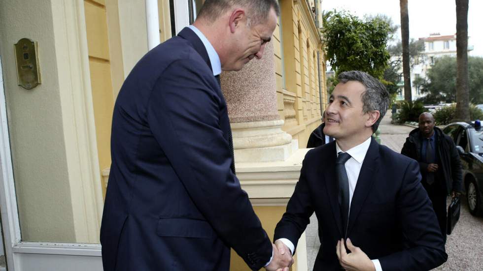 En Corse, le FLNC menace de passer à l'action malgré la carte "autonomie" En Corse, le FLNC menace de passer à l'action malgré la carte "autonomie"