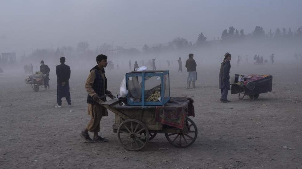 En Afghanistan, "certains vendent déjà leurs enfants pour nourrir leur famille"