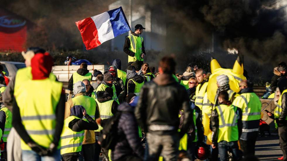 Les Gilets jaunes, une menace électorale pour Emmanuel Macron ?