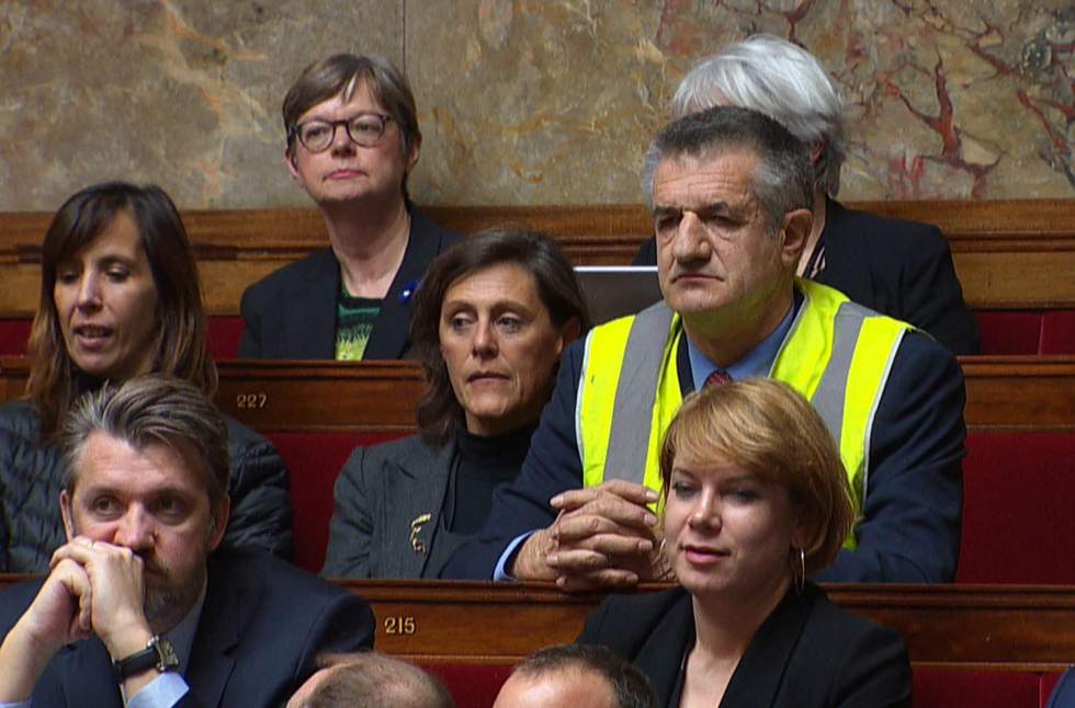 Les Gilets jaunes, une menace électorale pour Emmanuel Macron ?