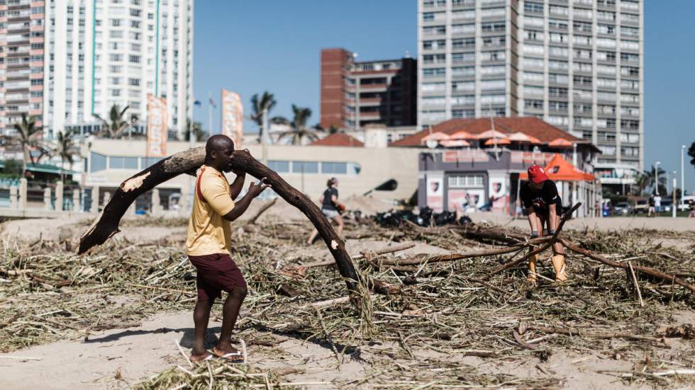 Afrique du Sud : plusieurs centaines de morts dans les inondations, les recherches se poursuivent