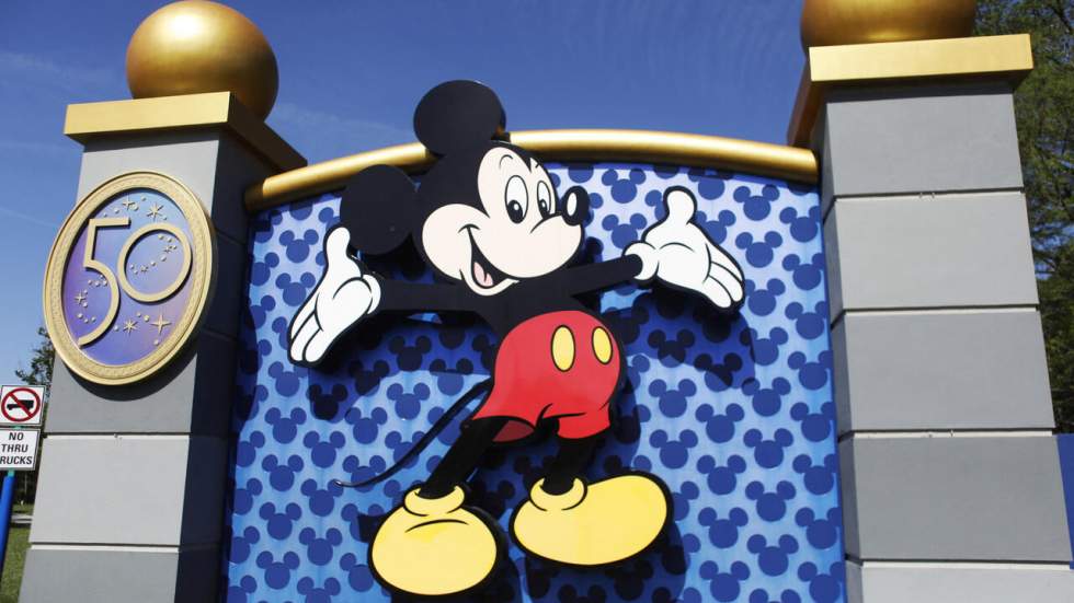 Disney critique une loi de Floride jugée anti-LGBT+, l'État sanctionne le groupe Disney critique une loi de Floride jugée anti-LGBT+, l'État sanctionne le groupe