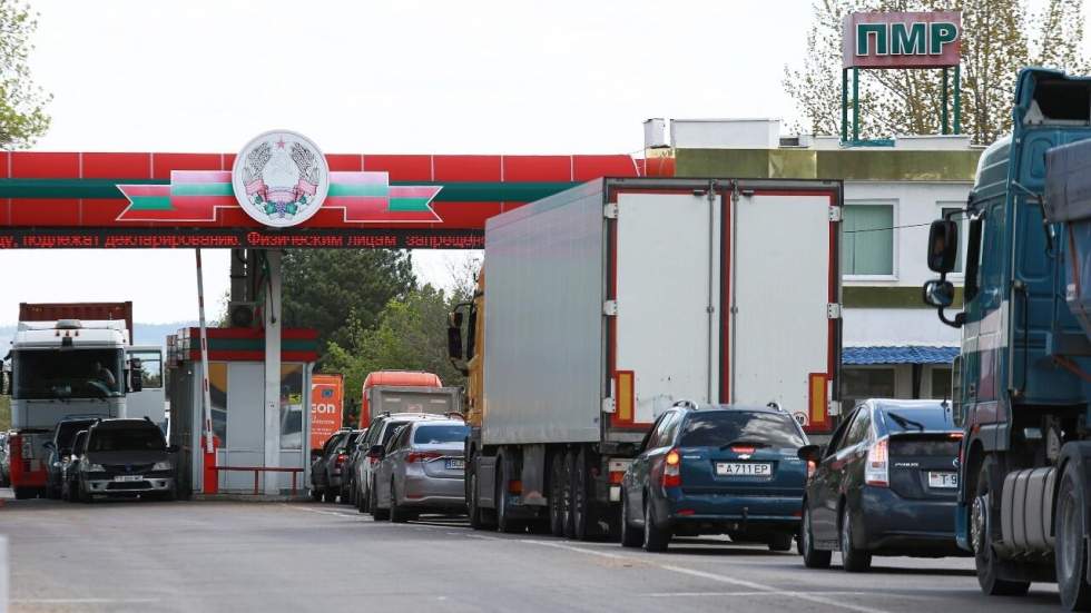 La Moldavie appelle au "calme" et renforce sa sécurité après une série d'explosions en Transnistrie La Moldavie appelle au "calme" et renforce sa sécurité après une série d'explosions en Transnistrie