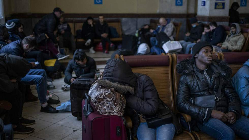 "Une situation absurde" : la galère des étudiants africains en France après avoir fui l'Ukraine "Une situation absurde" : la galère des étudiants africains en France après avoir fui l'Ukraine