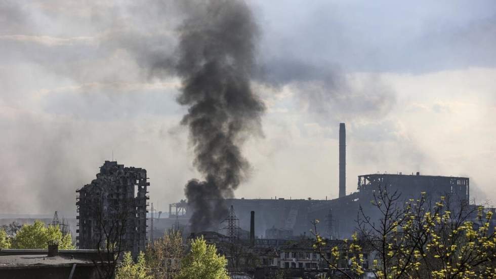 Guerre en Ukraine : le cessez-le-feu à l'usine d'Azovstal n'a pas été respecté, selon Kiev