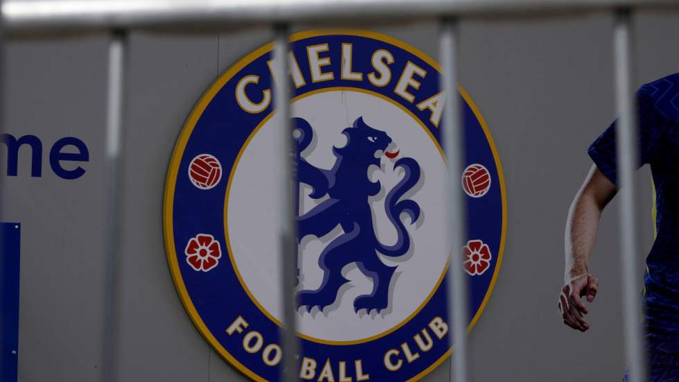 Football : Roman Abramovitch cède Chelsea pour la somme record de 5 milliards d'euros