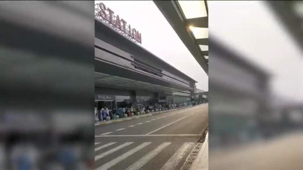 Shanghai : après un confinement ultrastrict, la pressante envie d'ailleurs des jeunes