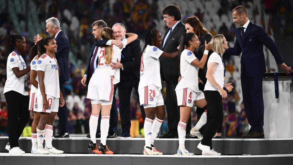 Ligue des champions féminine : l'OL domine Barcelone et récupère sa couronne